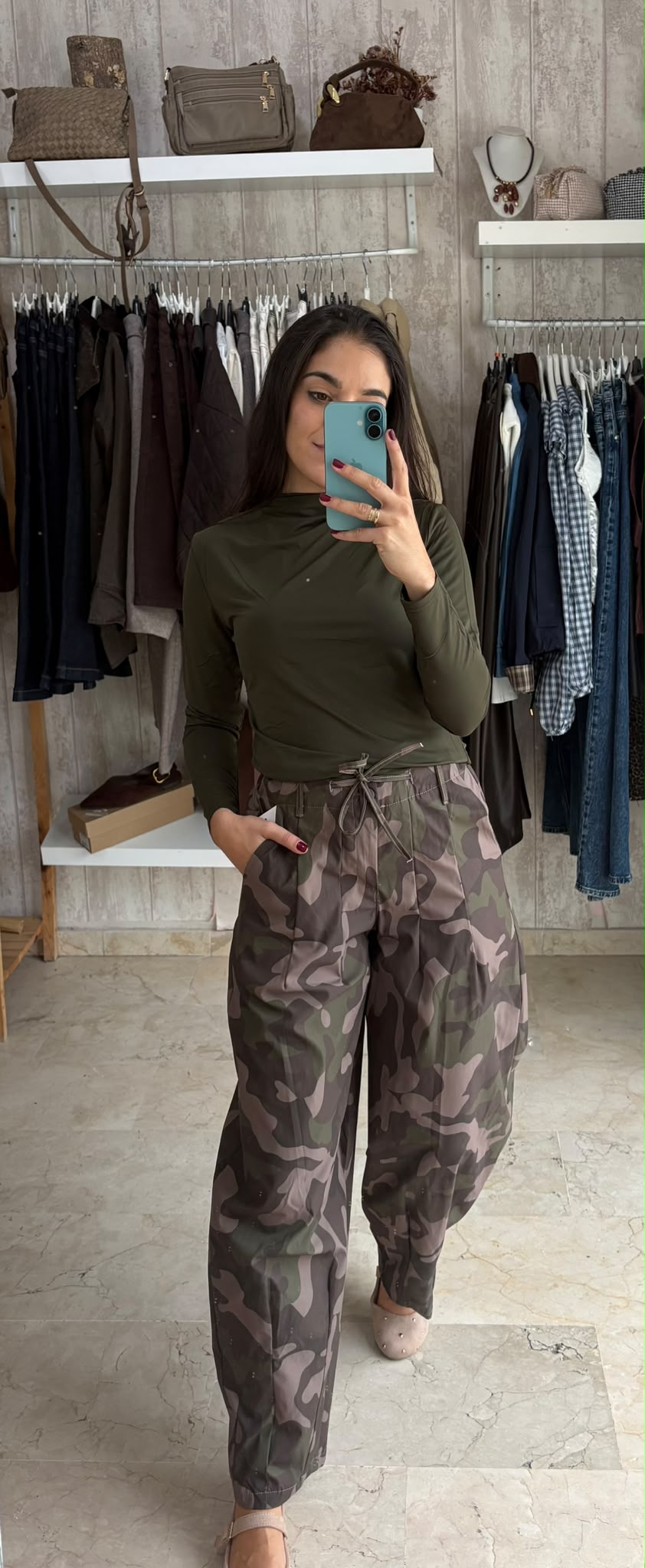 Pantalón militar fluido
